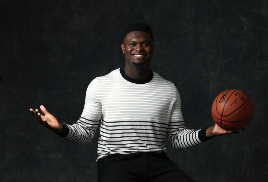 Zion Williamson, estrella de los Pelicans de la NBA, estará tres semanas de baja por lesión muscular