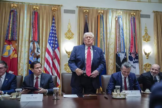 La nueva doctrina exterior de EEUU: aranceles, acuerdos comerciales y despliegue militar