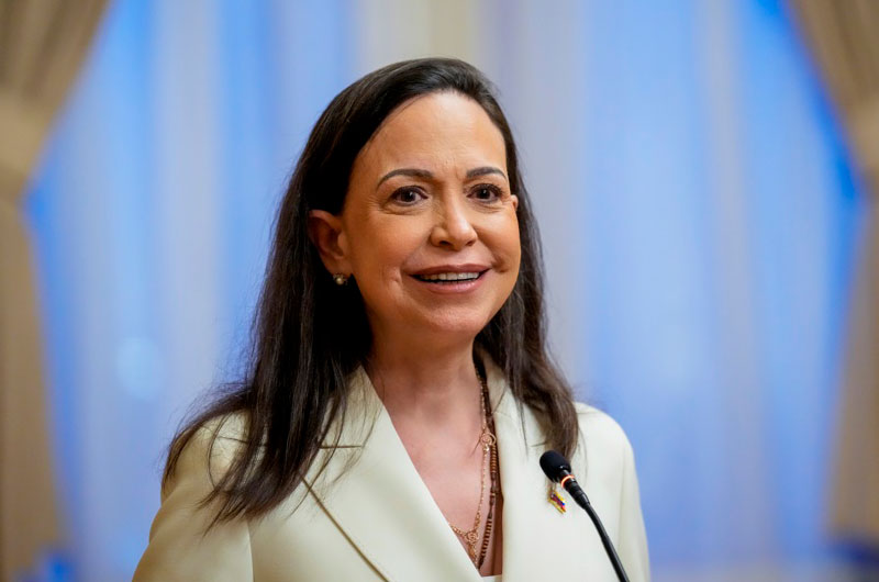 María Corina Machado se fracturó una vértebra durante su huida de Venezuela