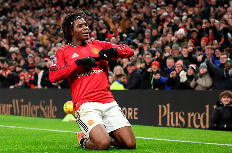 El Manchester United derrota con sufrimiento al Newcastle en el arranque del «Boxing Day»