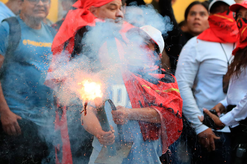 Alcalde de Tegucigalpa pide mantenerse en «insurrección pacífica permanente»
