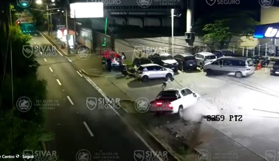Video: un peatón muere en alameda Manuel Enrique Araujo de San Salvador