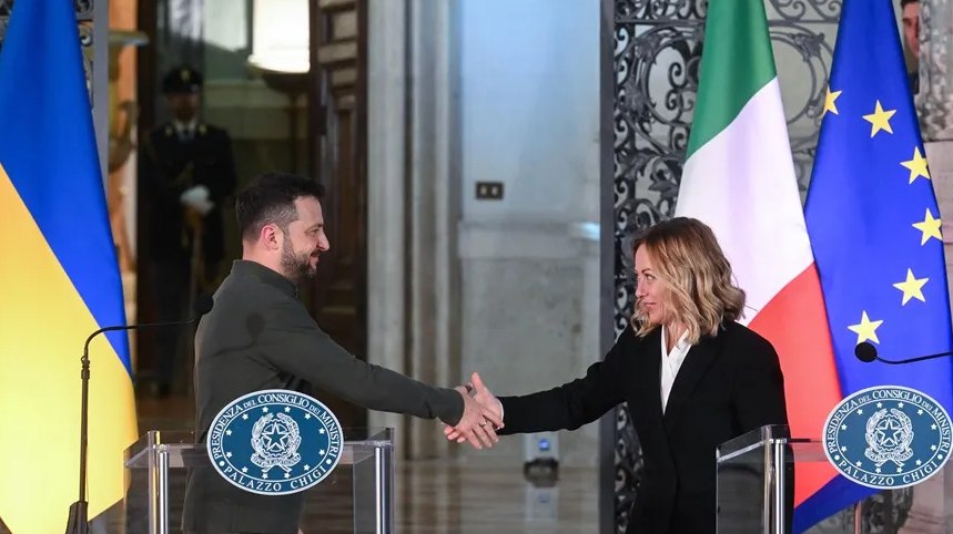Giorgia Meloni, primera ministra italiana, se reunirá mañana en Roma con Volodímir Zelenski