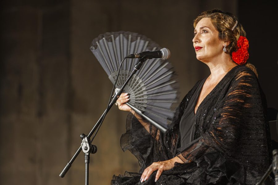 Española está molesta por su colaboración en «Lux»: «Rosalía, no todo vale»