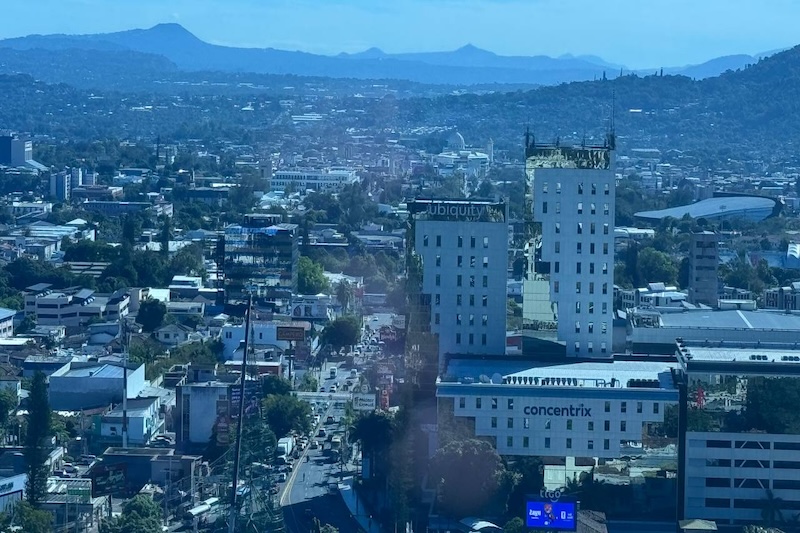 Cielo despejado y ambiente cálido este miércoles en El Salvador