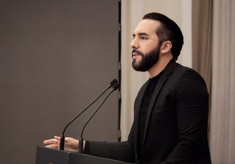 Más de 50 % de los peruanos quiere que su próximo presidente sea como Bukele, según sondeo