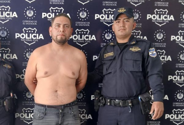 Detienen conductor en estado de ebriedad señalado de ocasionar un accidente en Cojutepeque