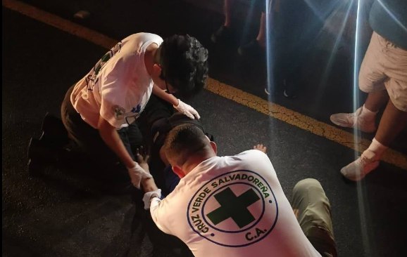 Los accidentes de tránsito de la noche del domingo dejan a seis personas lesionadas