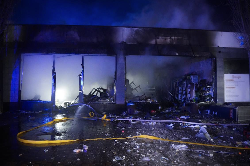 Ucrania cumple cuatro años de guerra sin el apoyo de EEUU y abocada a una complicada negociación