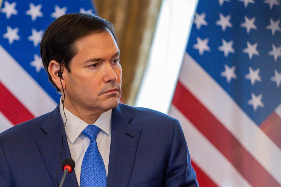 Rubio pide apoyo a Japón y Corea por Ormuz