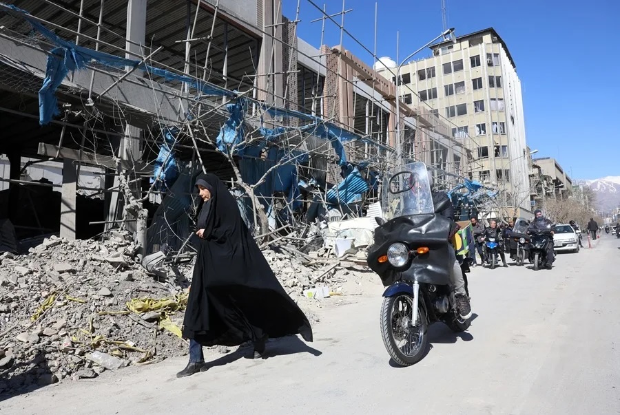 Israel asegura que ya «cortó la cabeza del pulpo iraní» y que ahora busca «cortar sus tentáculos»