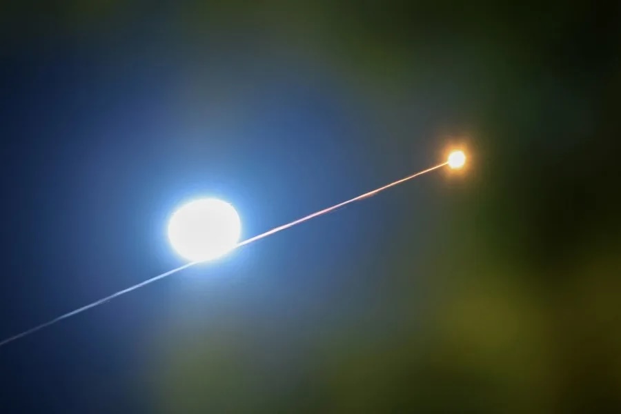 Irán arrecia ataques con drones y misiles contra EEUU y sus aliados