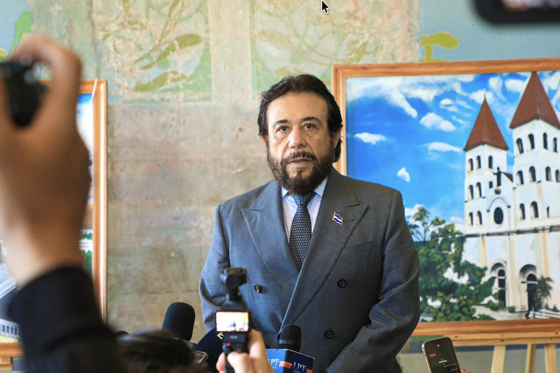 Una sentencia de la Corte Suprema habilita penas centenarias a pandilleros, asegura Ulloa