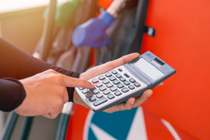 Agencia Internacional de la Energía propone medidas para reducir consumo global de petróleo