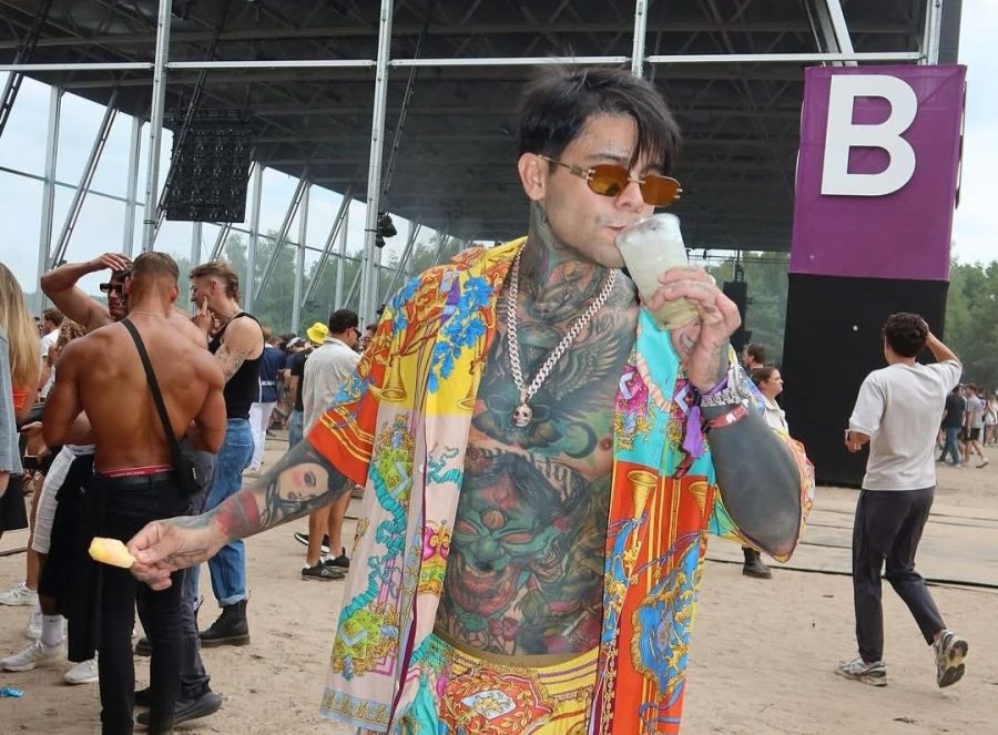 Avianca demandará a un influencer por un incidente en un vuelo Bogotá-Madrid