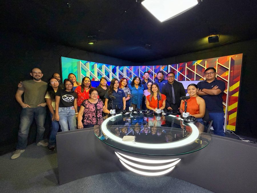 Radio YSKL celebra 70 años de música y noticias en el dial salvadoreño