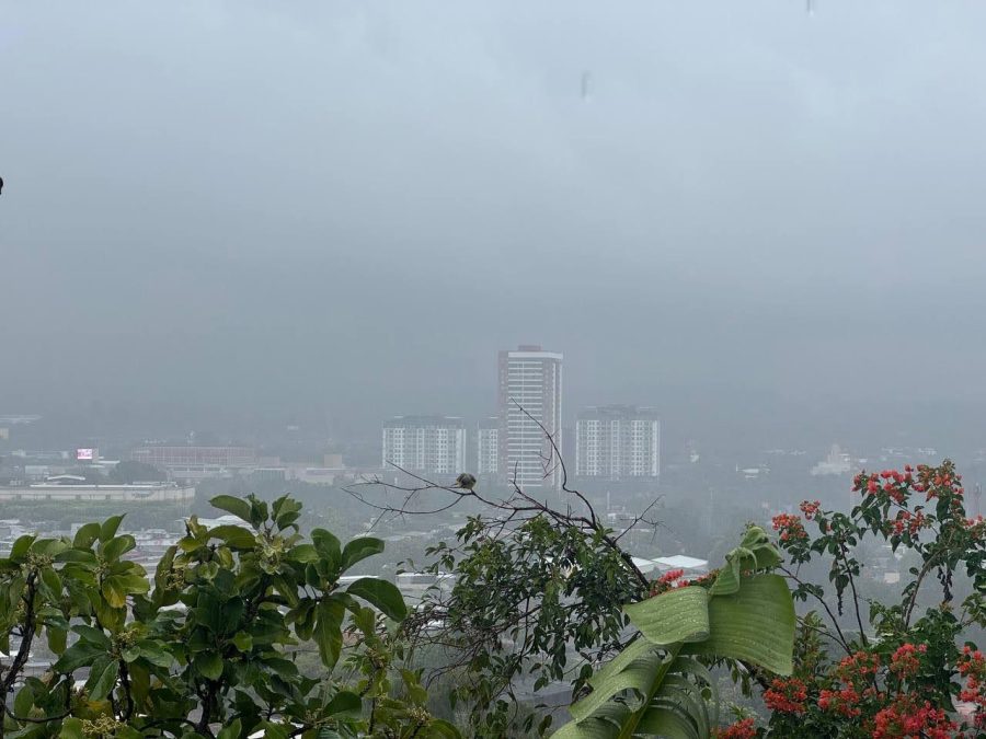 Lluvias y tormentas eléctricas continuarán este martes, con énfasis en zonas montañosas