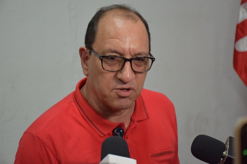 Erbin Otoniel Lemus, precandidato a alcalde de La Libertad Oeste.