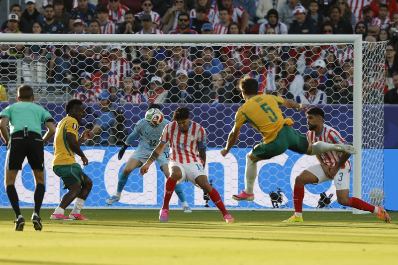 Australia clasifica y Paraguay espera cupo entre mejores terceros