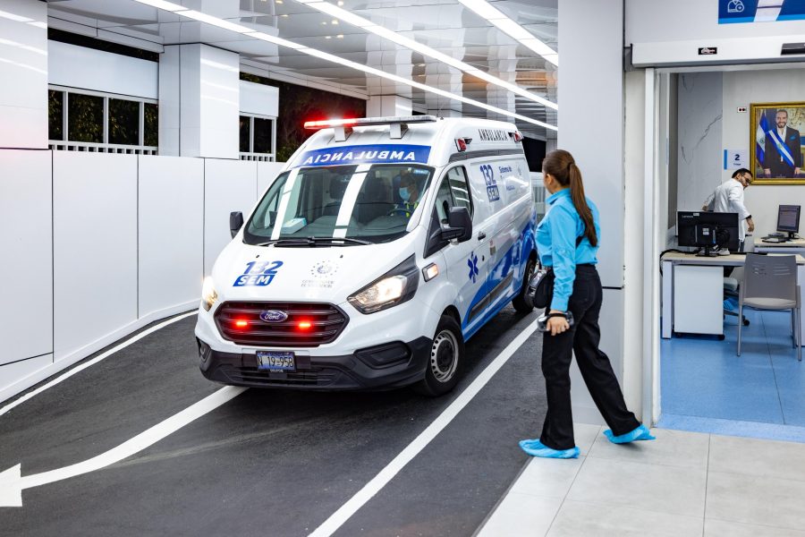 Vicepresidente Ulloa afirma que inauguración del Hospital Rosales simboliza la transformación del país