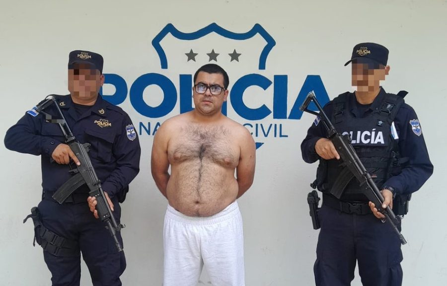 Un hombre acusado de asesinar un policía en 2012 es detenido