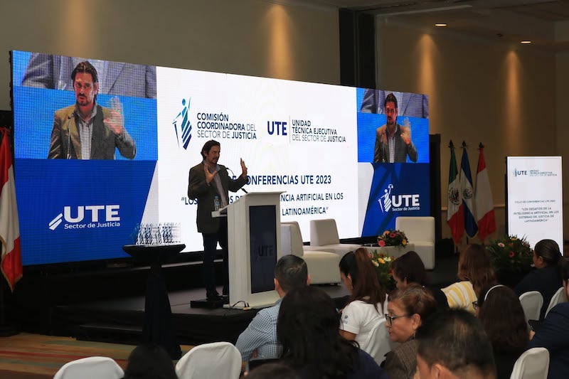 Gobierno pide disolver comisión del sector justicia y pasar Protección de Testigos a Seguridad