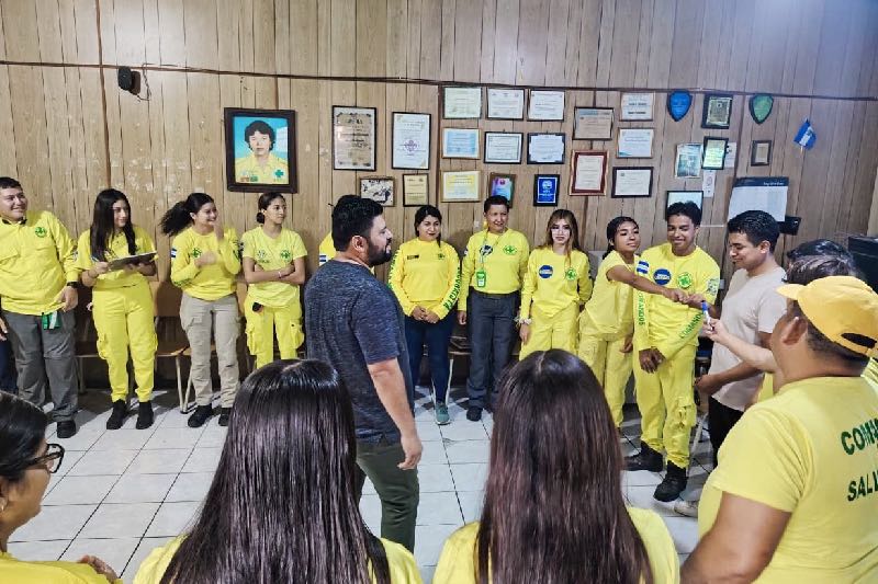 Comandos de Salvamento capacita a voluntarios en género y autocuidado