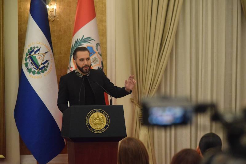 Bukele: «Si nos entregan a nuestros aerotécnicos vivos, ese mismo día nos regresamos» de Haití