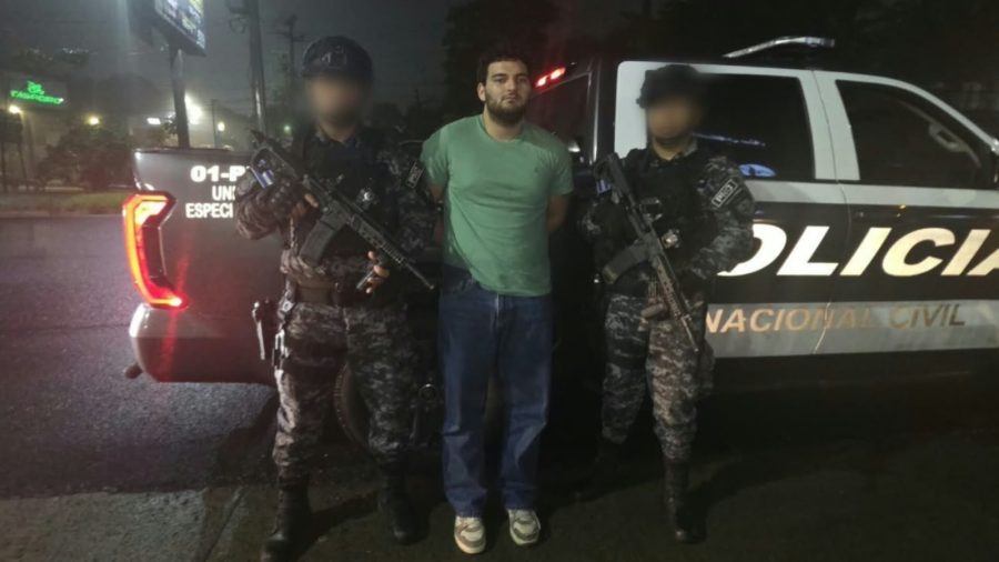 PNC detiene a un hombre señalado de atropellar a otro en carretera al Puerto de La Libertad